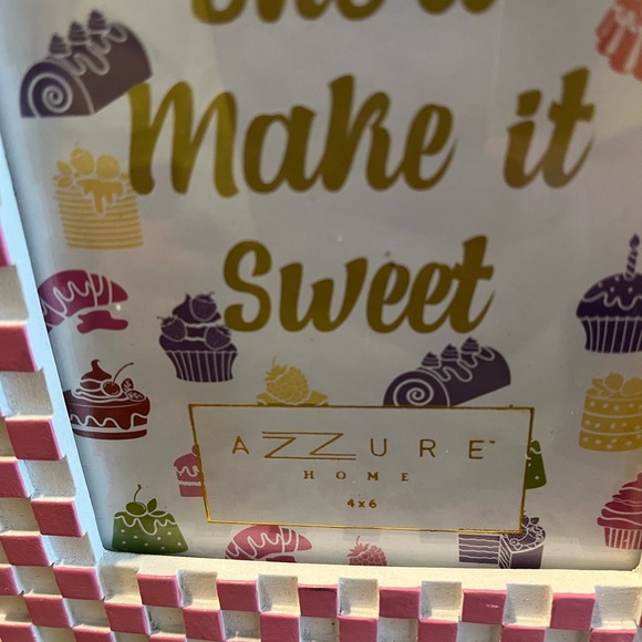 Pink Checkered Picture Frame - Picture 2 of 3